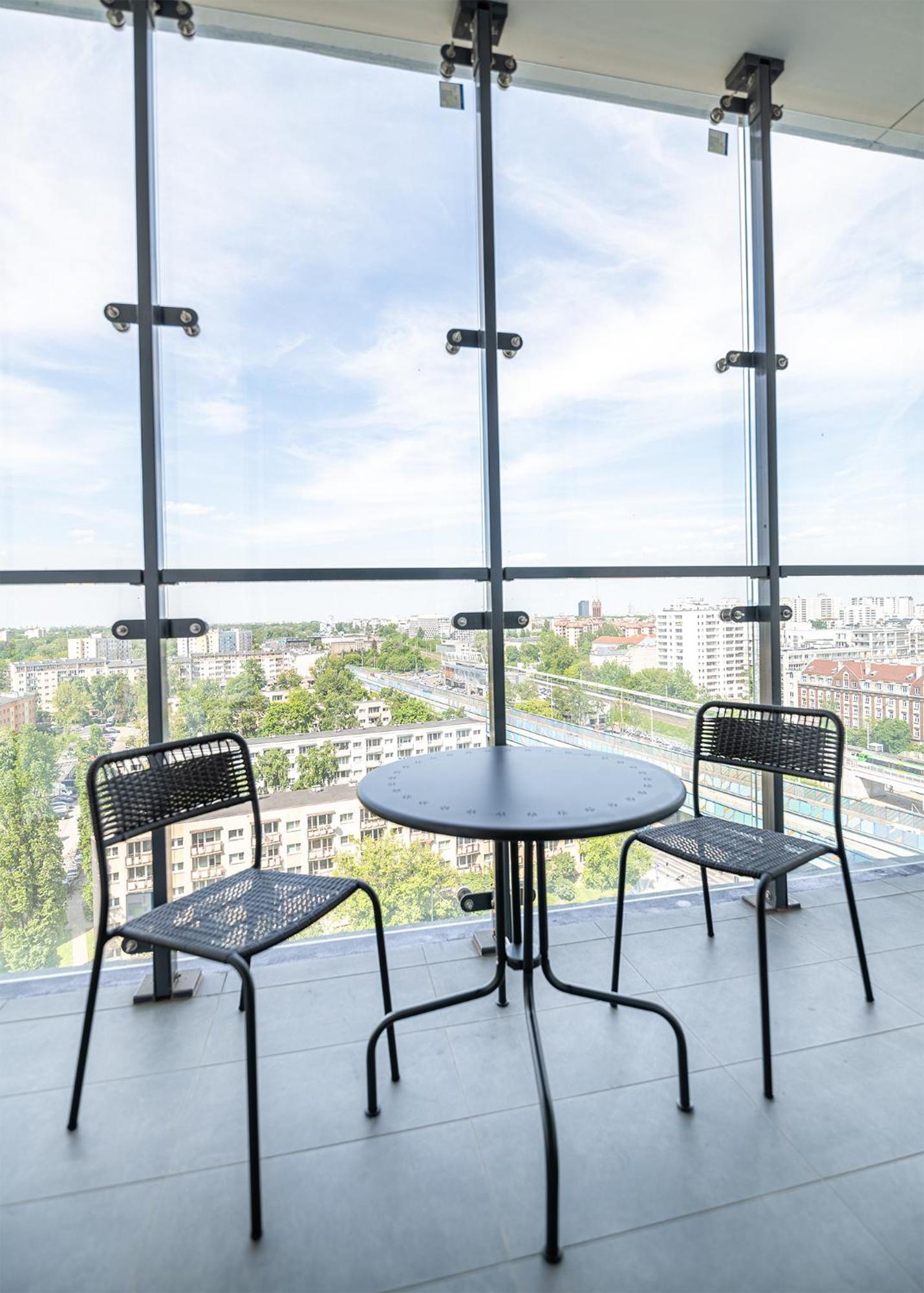Rentplanet - Apartamenty Kasprzaka Varsovie Extérieur photo